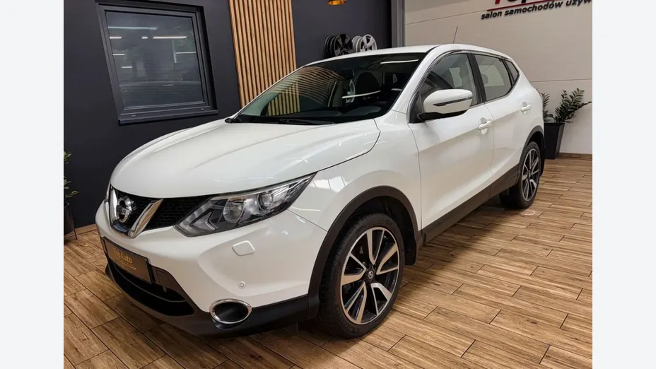 NISSAN Qashqai -