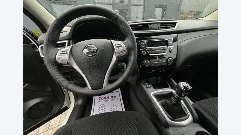 NISSAN Qashqai -