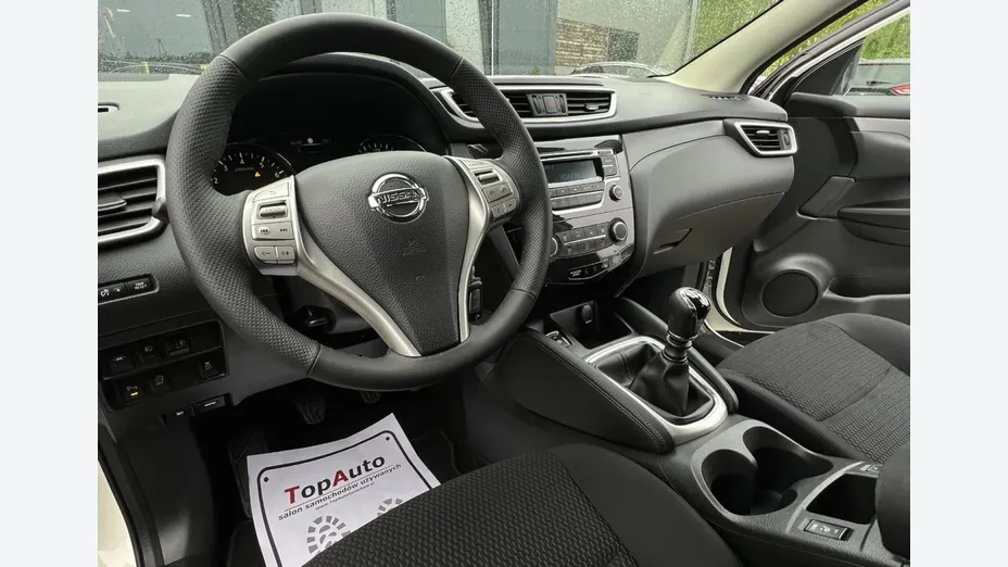 NISSAN Qashqai -