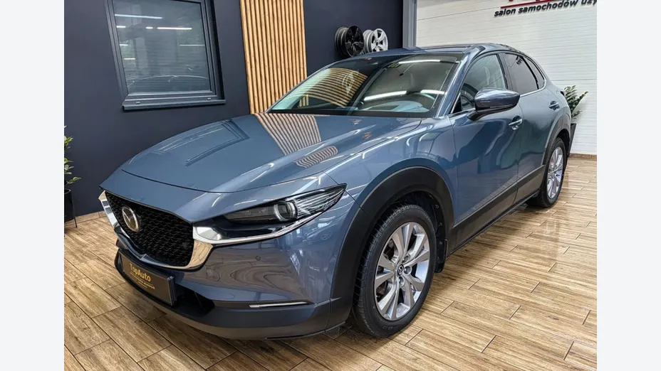 MAZDA CX-30 -
