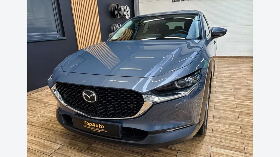 MAZDA CX-30 -