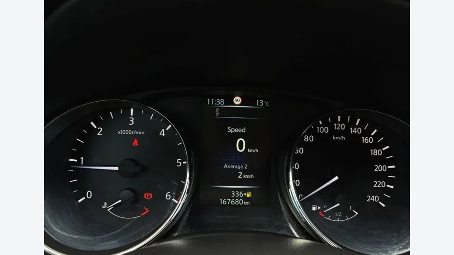 NISSAN Qashqai -