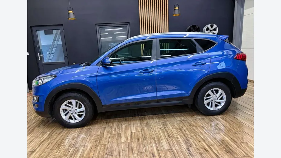 HYUNDAI Tucson -