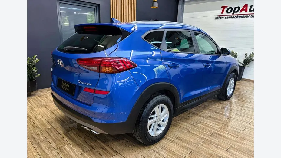 HYUNDAI Tucson -