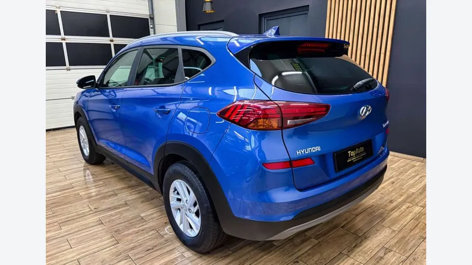 HYUNDAI Tucson -