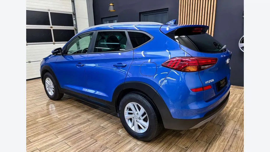 HYUNDAI Tucson -