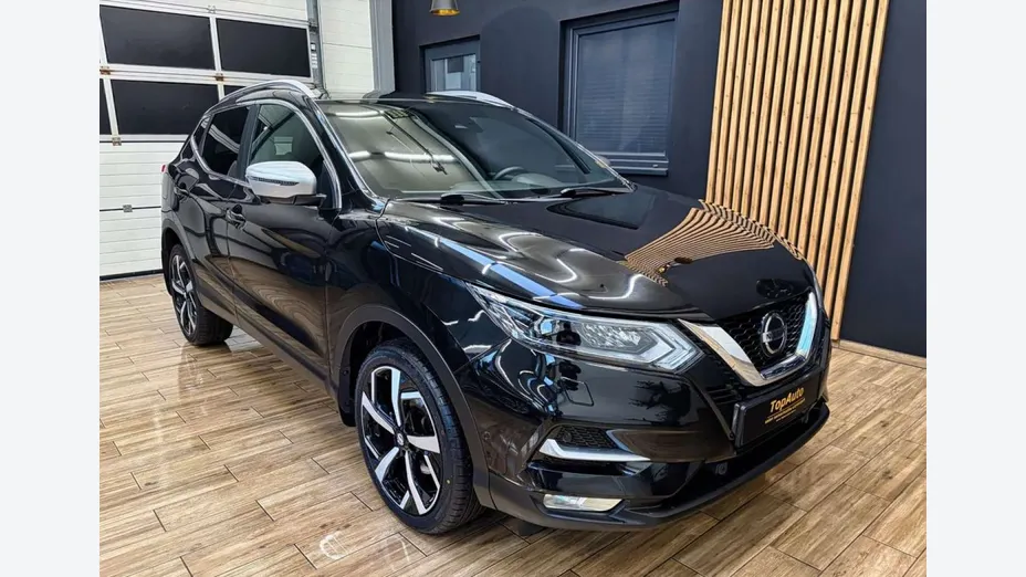 NISSAN Qashqai -