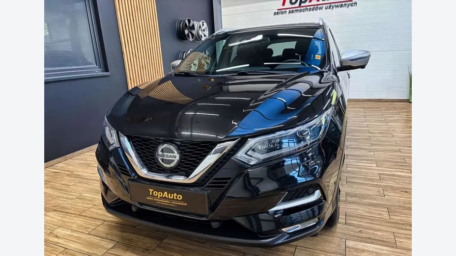 NISSAN Qashqai -