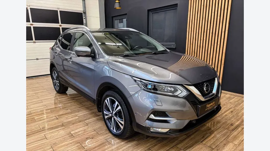 NISSAN Qashqai -
