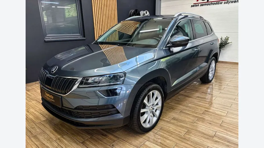SKODA Karoq -