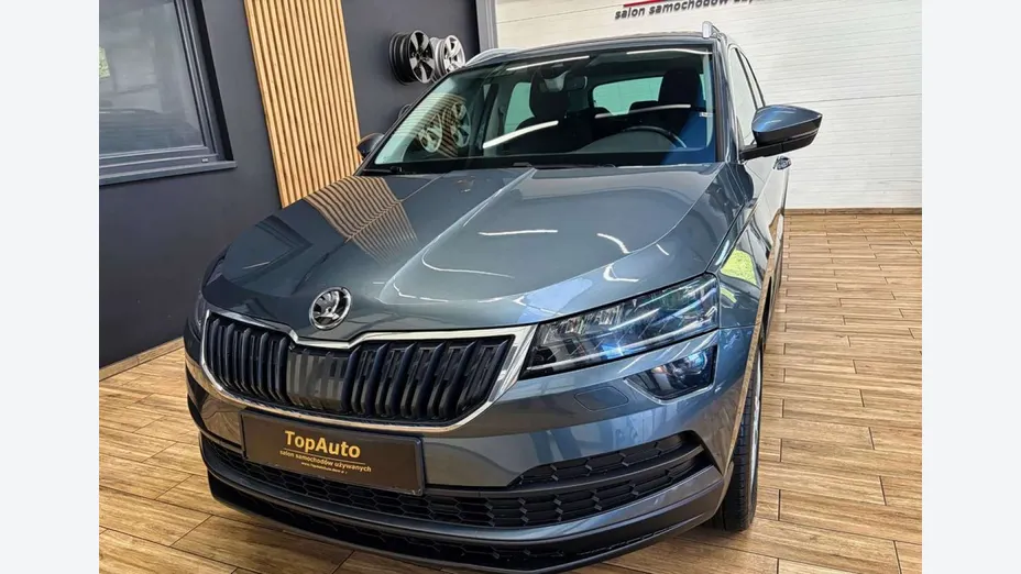 SKODA Karoq -