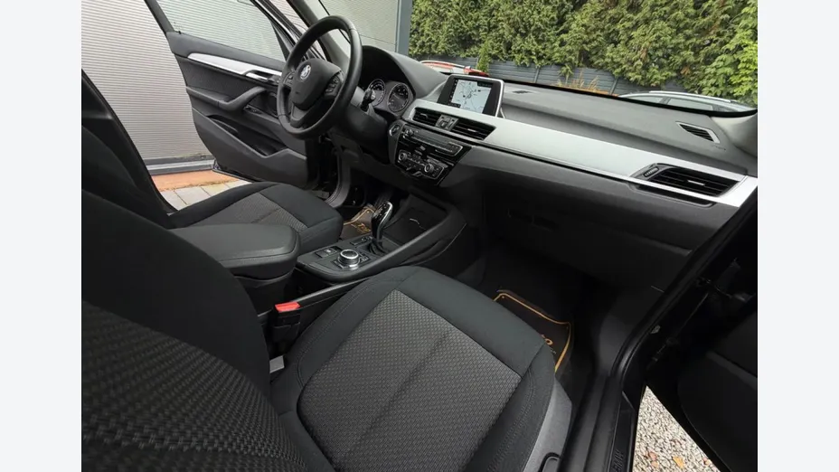 BMW X1 -