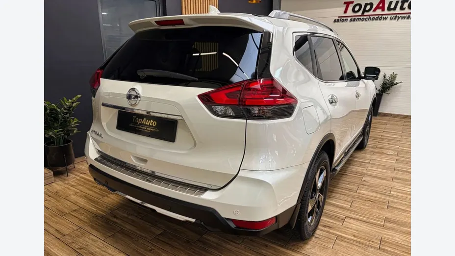 NISSAN X-Trail -