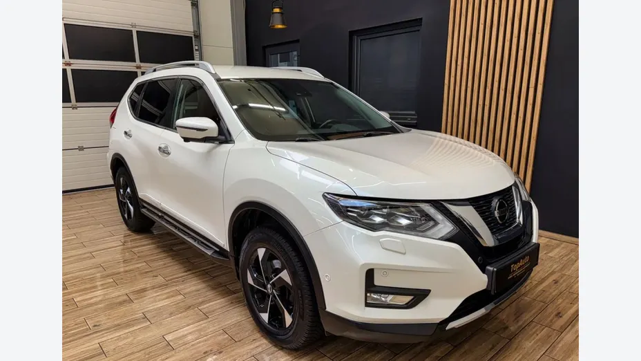 NISSAN X-Trail -