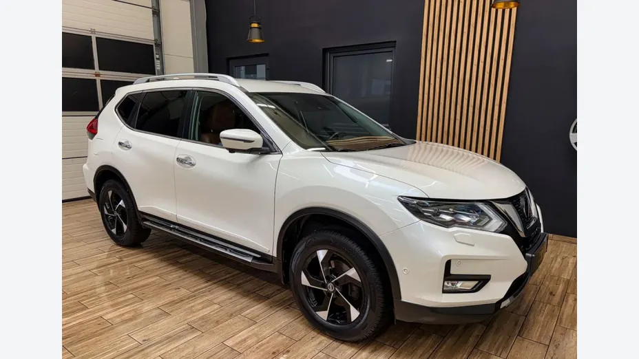 NISSAN X-Trail -