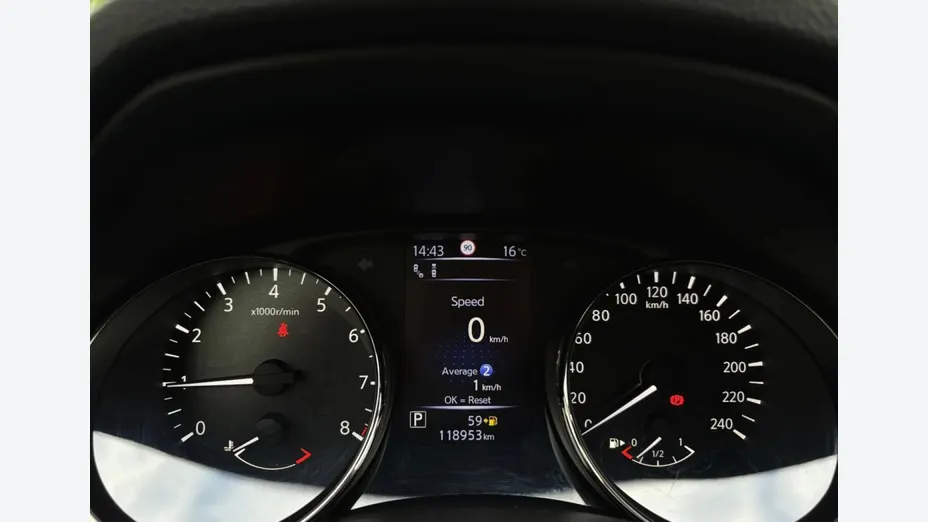 NISSAN X-Trail -