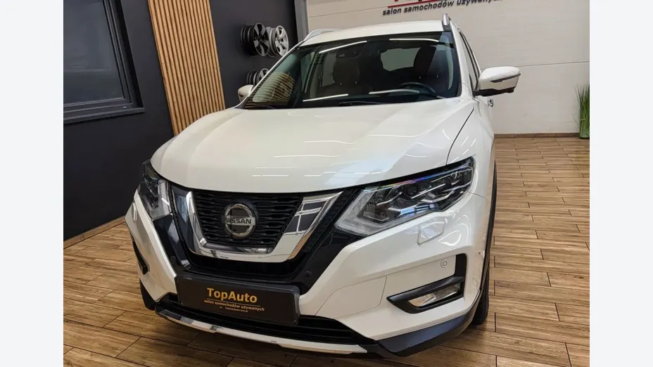 NISSAN X-Trail -