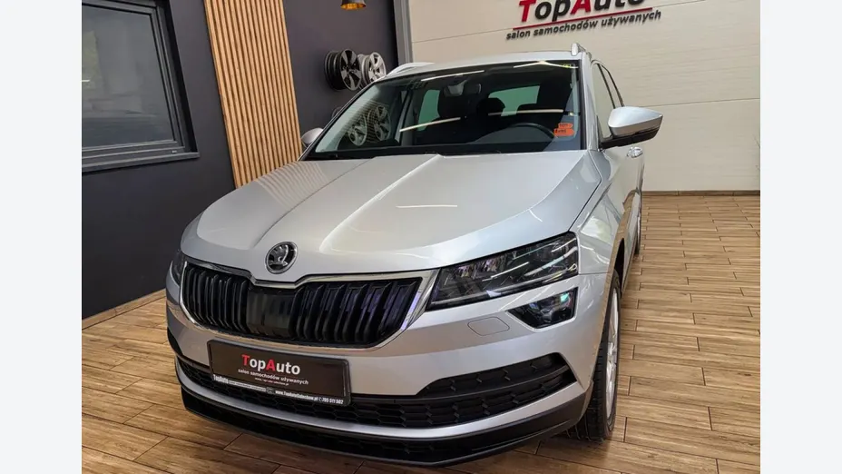 SKODA Karoq -