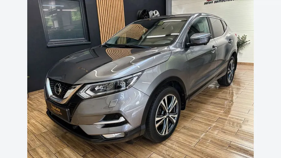 NISSAN Qashqai -