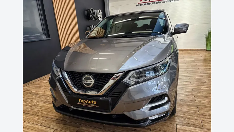 NISSAN Qashqai -