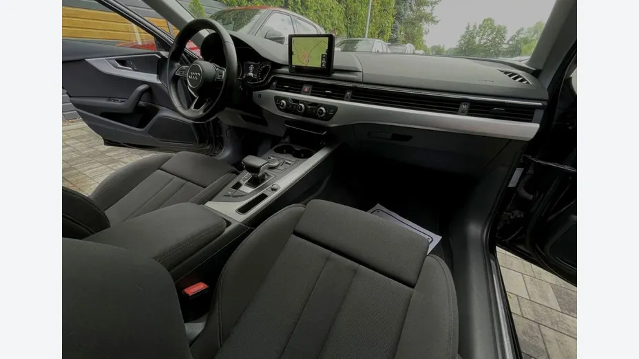 AUDI A4 Avant -