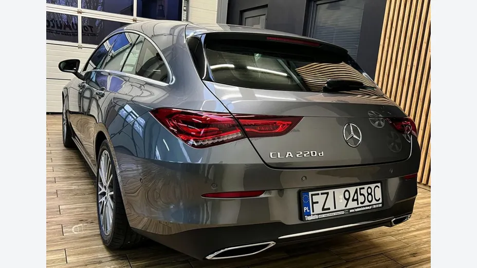 MERCEDES-BENZ CLA -