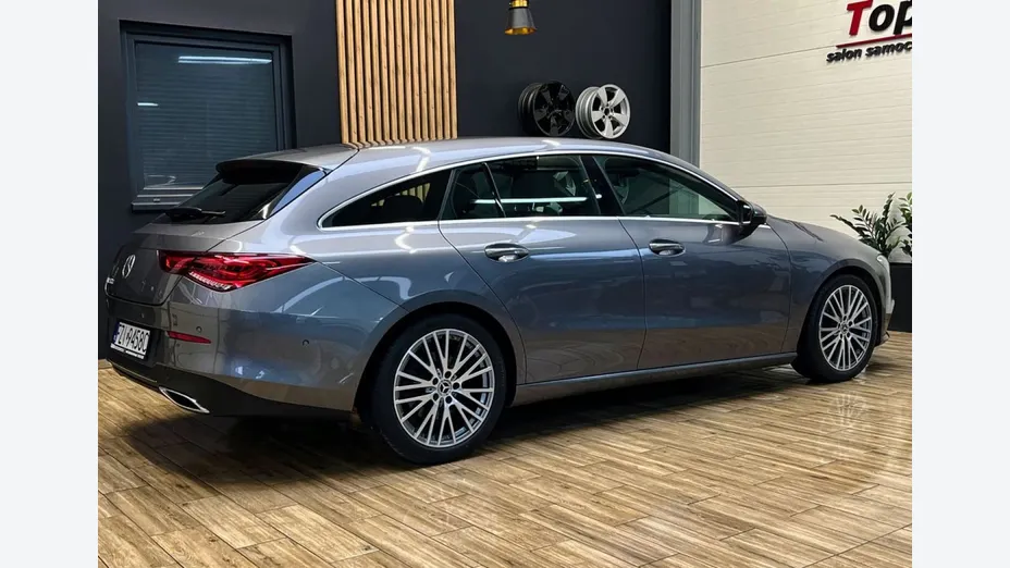 MERCEDES-BENZ CLA -