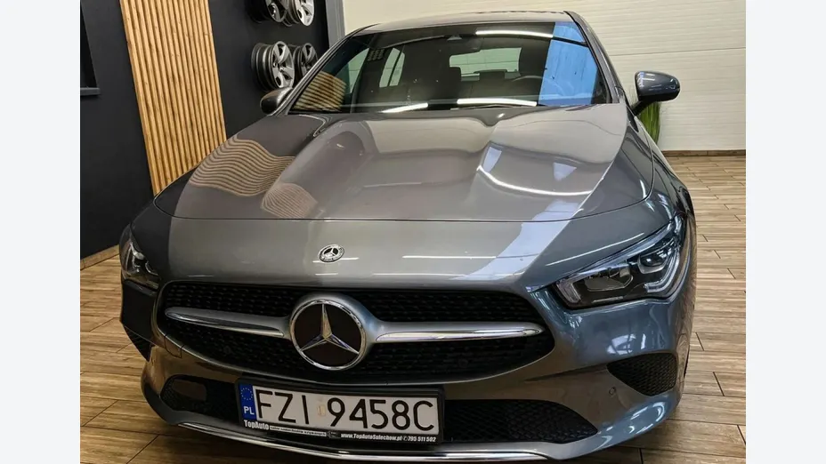 MERCEDES-BENZ CLA -