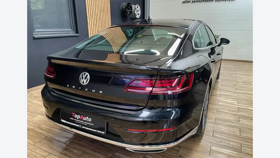 VOLKSWAGEN Arteon -