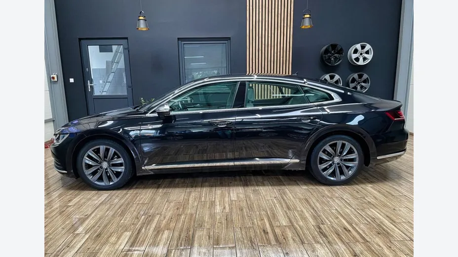 VOLKSWAGEN Arteon -