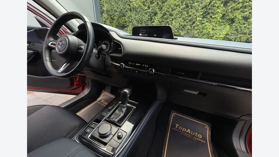 MAZDA CX-30 -