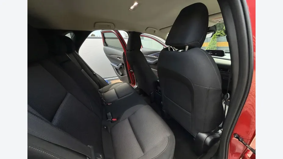 MAZDA CX-30 -