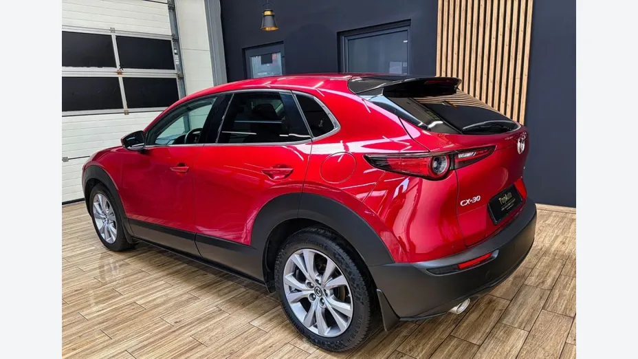 MAZDA CX-30 -