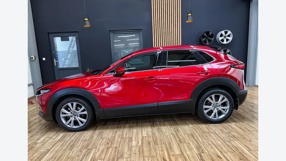 MAZDA CX-30 -