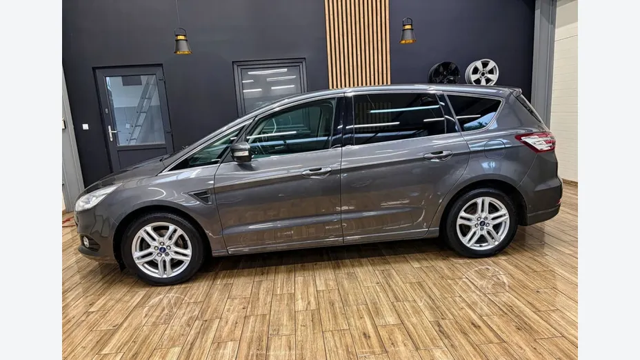 FORD S-MAX -