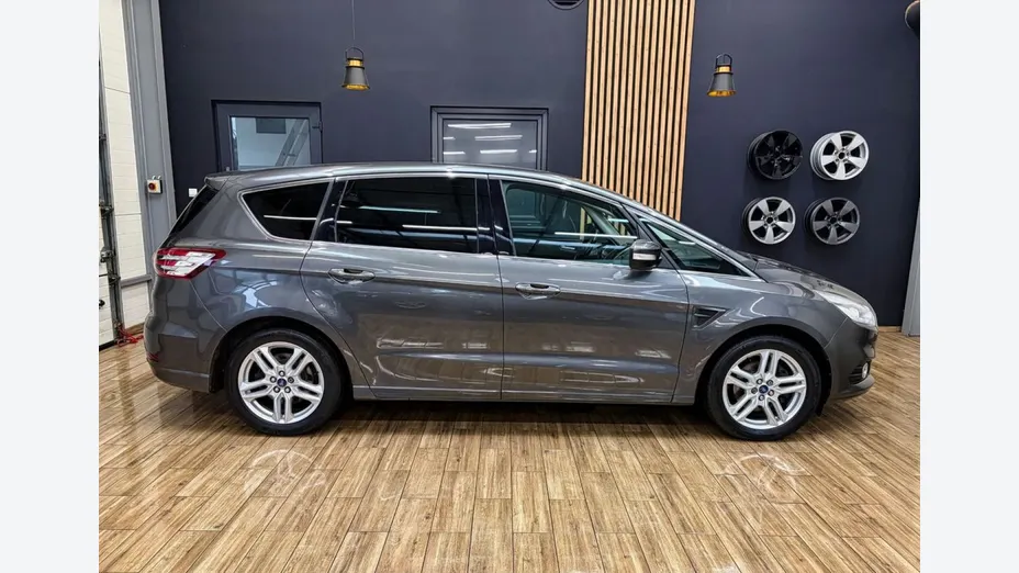 FORD S-MAX -