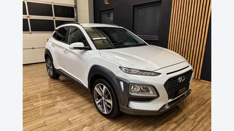 HYUNDAI Kona -