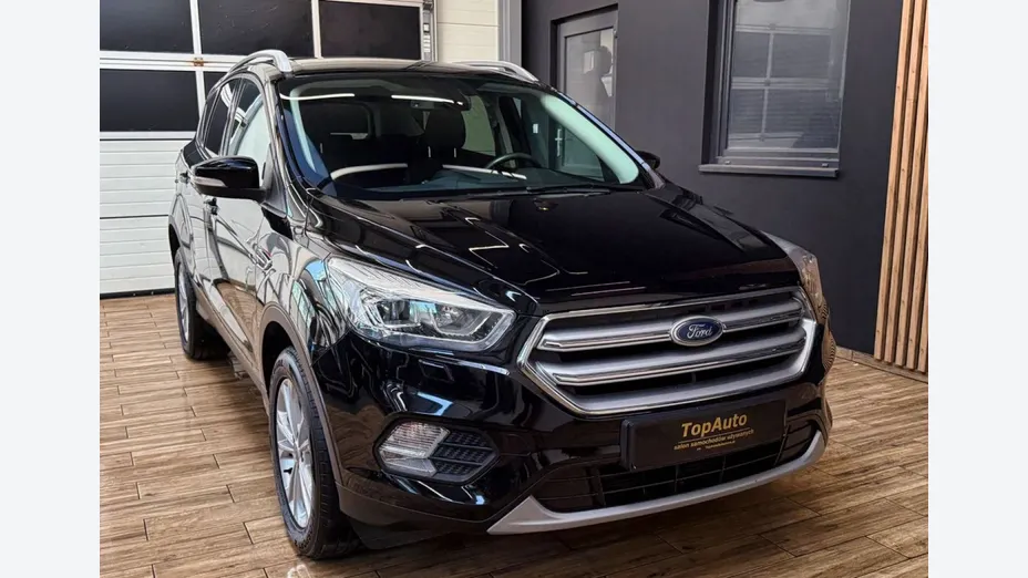 FORD Kuga -
