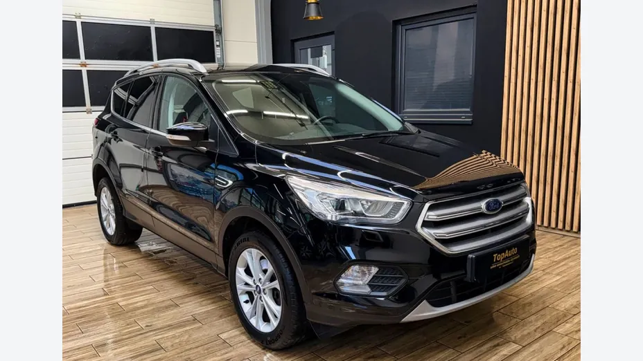 FORD Kuga -
