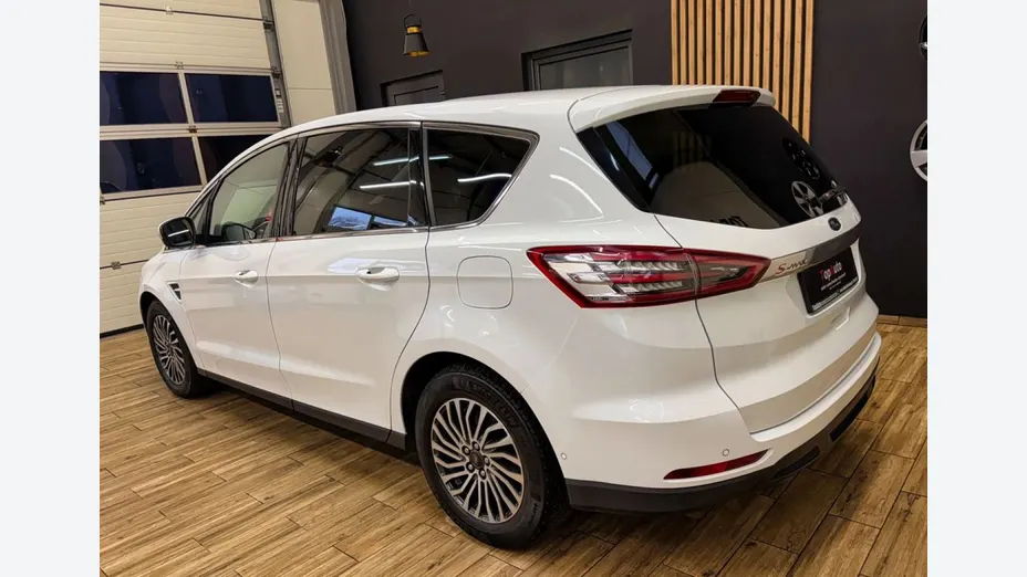 FORD S-MAX -