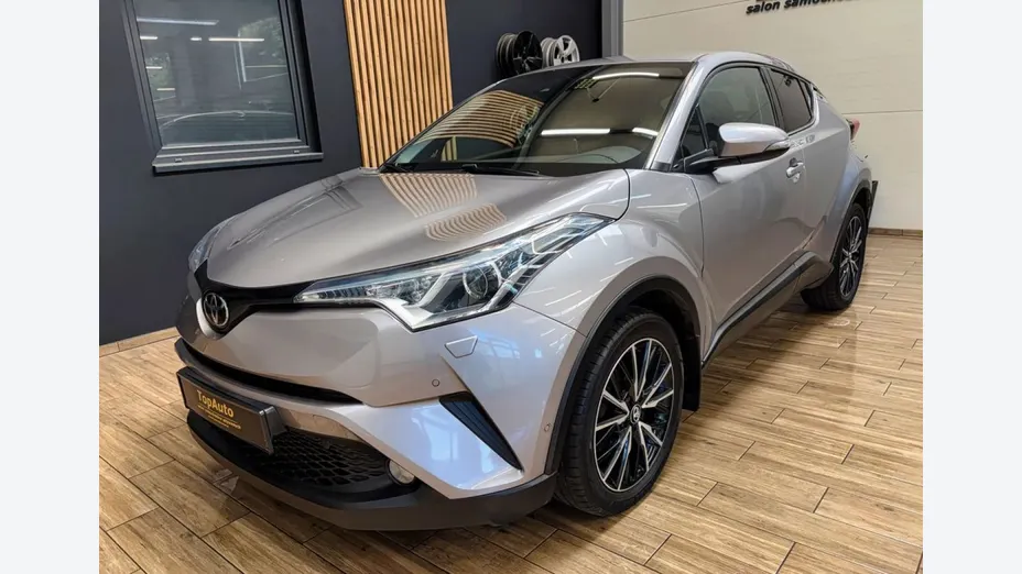 TOYOTA C-HR -