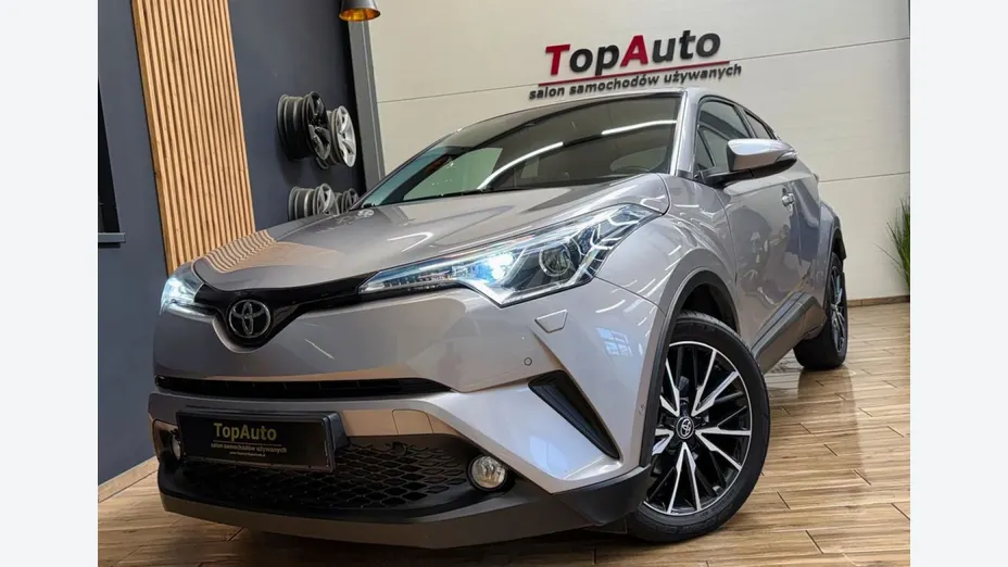 TOYOTA C-HR -