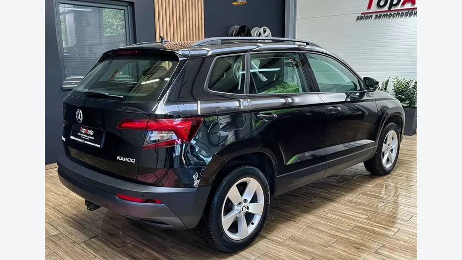 SKODA Karoq -