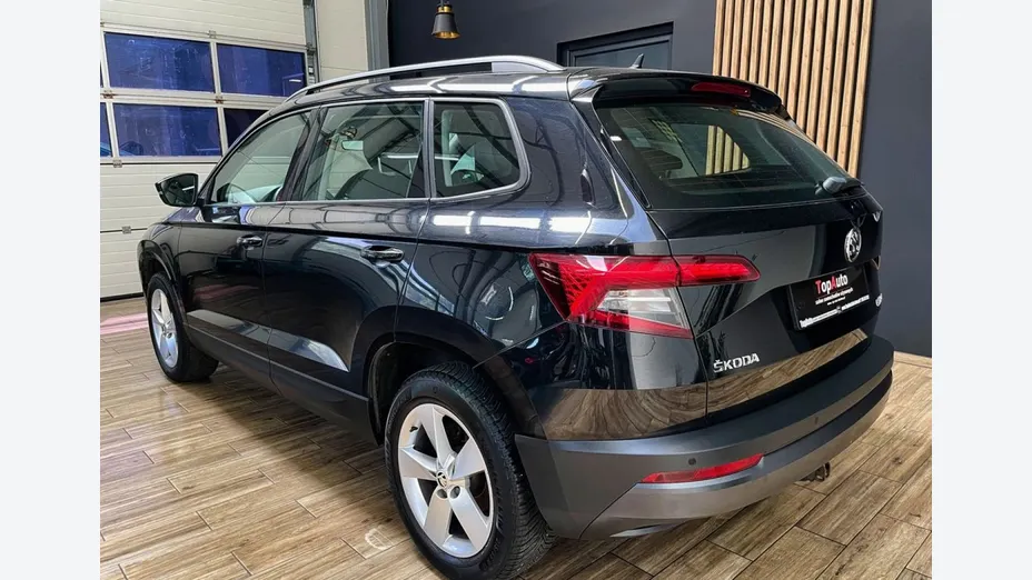 SKODA Karoq -