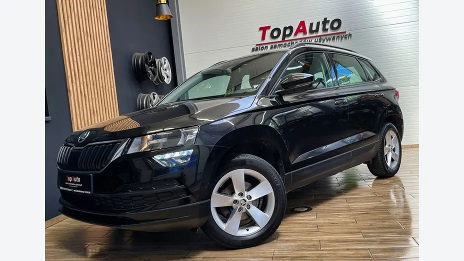 SKODA Karoq -