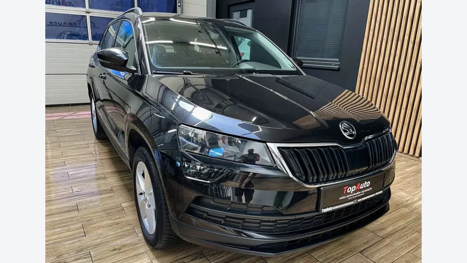 SKODA Karoq -