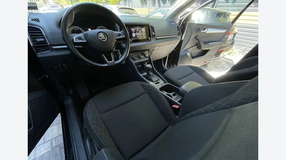 SKODA Karoq -
