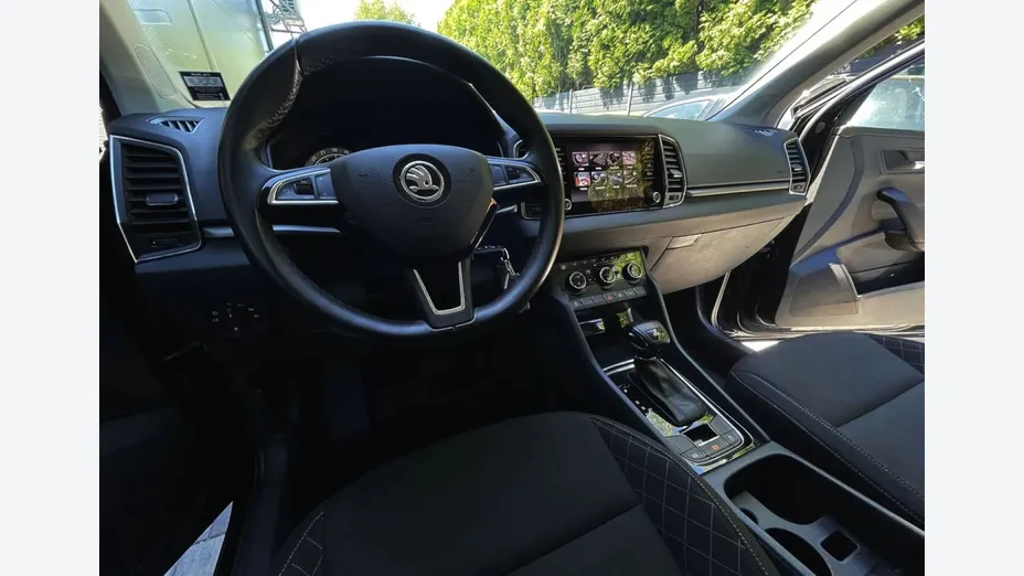 SKODA Karoq -