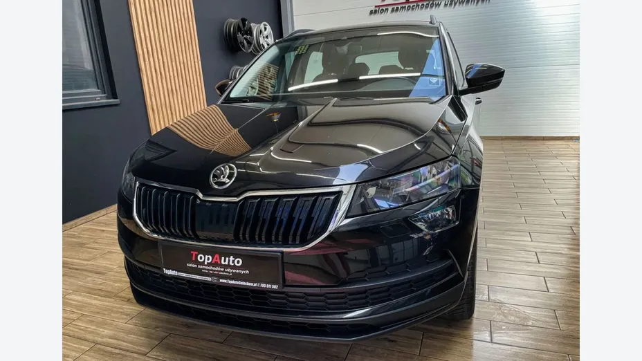 SKODA Karoq -