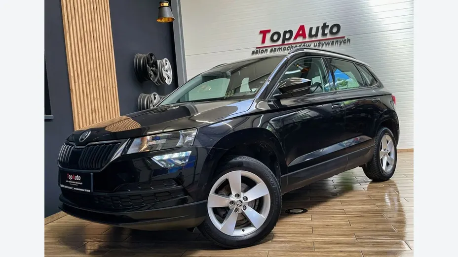 SKODA Karoq -